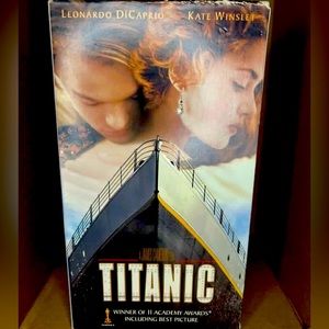 1997 Titanic VHS Movie Box Set